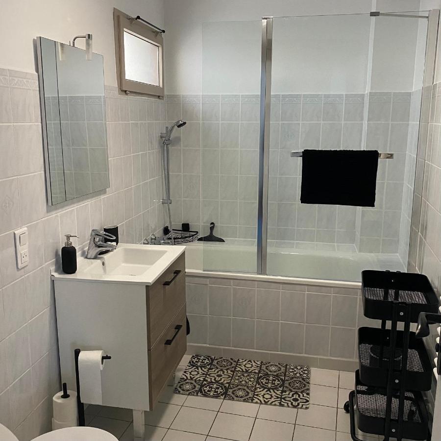 Le Marais Vous - Duplex En Centre-Ville. Провен Екстериор снимка